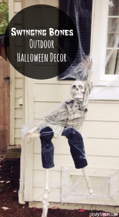 Swinging Bones~Outdoor Halloween Decor