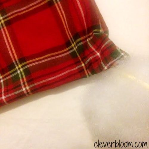 Easy cloth napkin pillow tutorial. Make pillows so much cheaper!