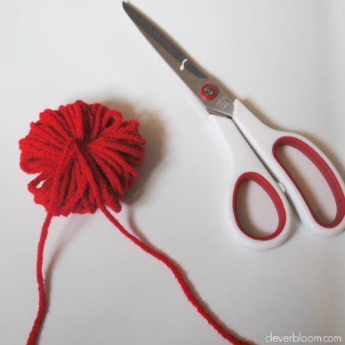 This Valentine's Pom Pom Heart Bunting is so cute! It's really unique and so fun to make. Visit cleverbloom.com for a tutorial with lots of step by step pictures.