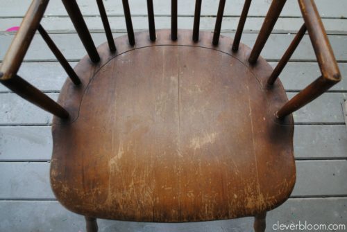 Learn how to makeover a vintage chair with minimal work. A little paint can add a lot of character!