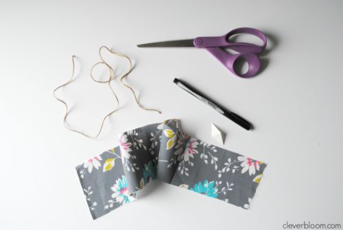 Tiny Fabric Scrap Bunting is so fun and easy!