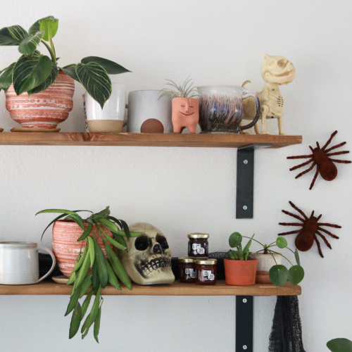 Simple Halloween Shelf Ideas that are inexpensive and easy to create. Clever Bloom